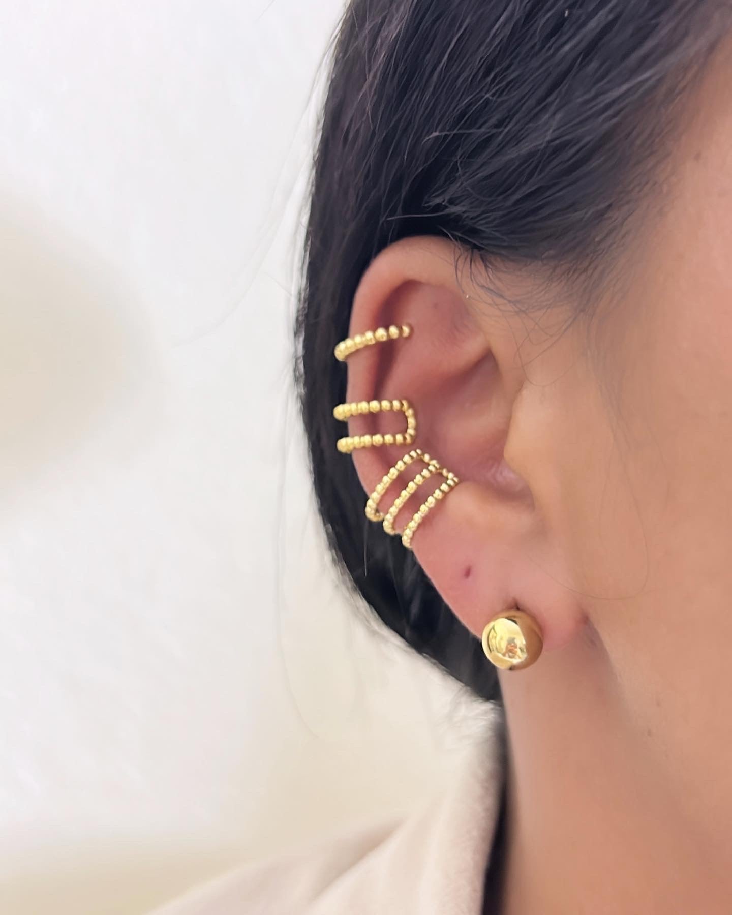 Tauret ear cuff